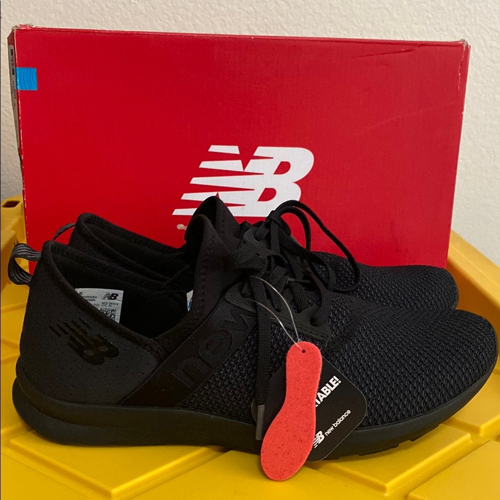 New Balance Black Mesh Sneakers Mode De Vie WXNRGSK Women’s size 11